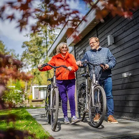 Wellness W Hot Tub *