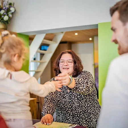 Wellness W Hot Tub * Hoenderloo