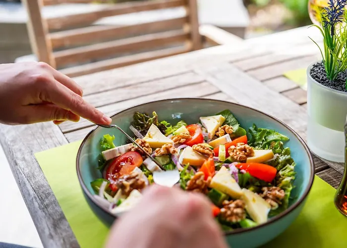 Wellness W Hot Tub بيت للعطل هونديرلو