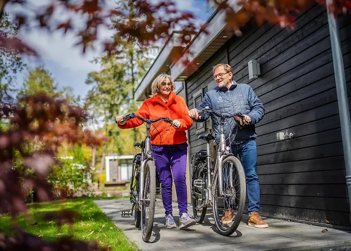 Wellness W Hot Tub *